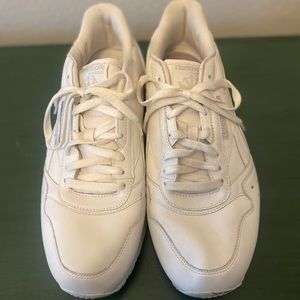 REEBOK RB 810 White Sneakers Mens 10.5 4E HSV 1-J04746